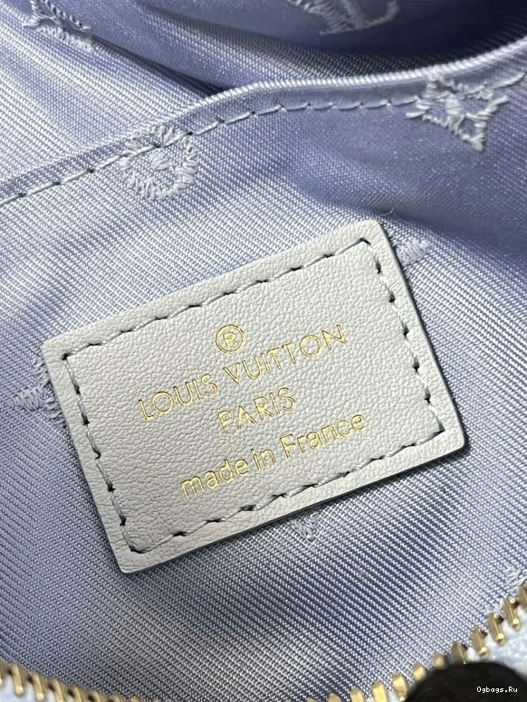 THE LOUIS OVER VUITTON MOON 0210